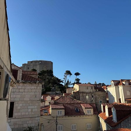 De Spot Guest House - Pile Old Town Gate Dubrovnik Bagian luar foto